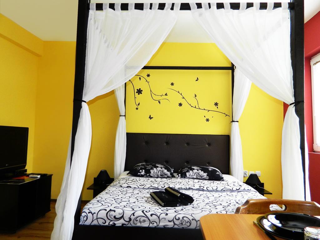 Hostel Kalonis Skopje Ruang foto