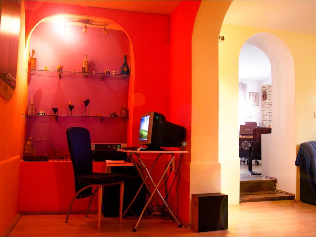 Hostel Kalonis Skopje Ruang foto