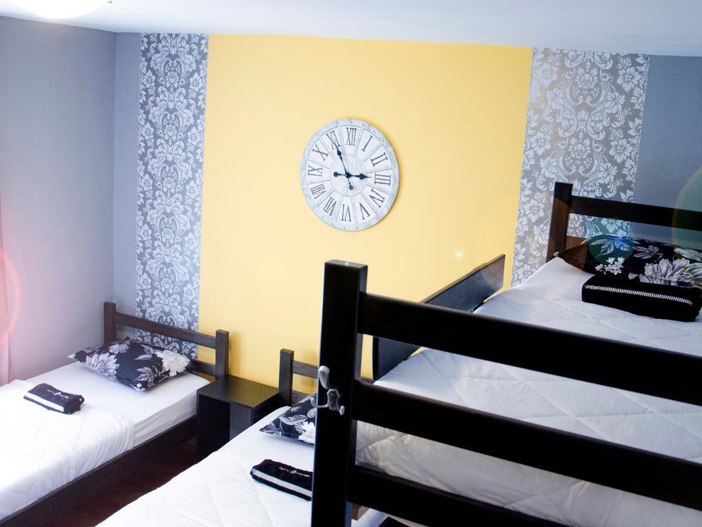 Hostel Kalonis Skopje Ruang foto