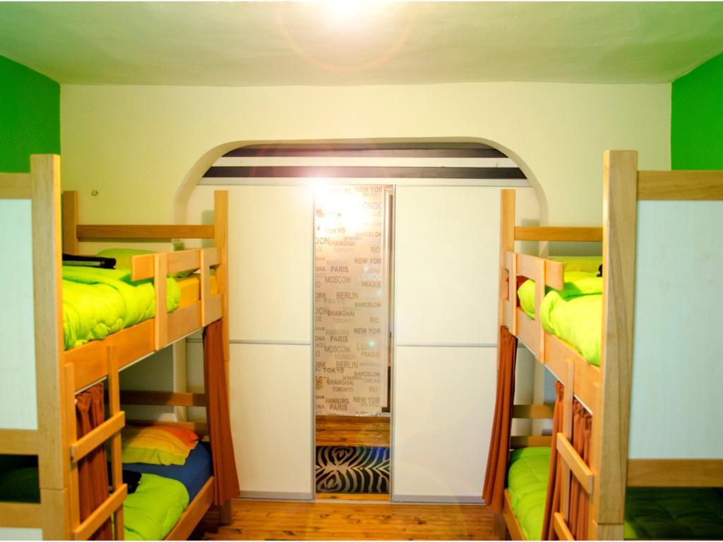 Hostel Kalonis Skopje Ruang foto