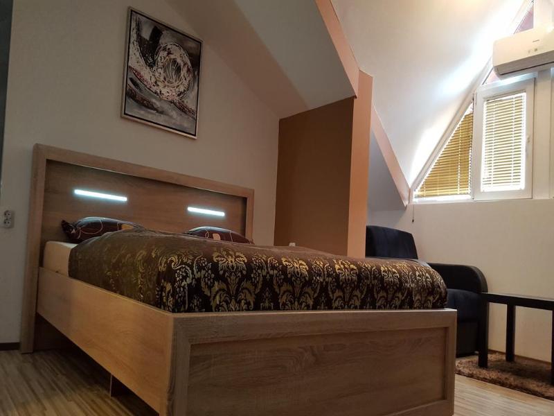 Hostel Kalonis Skopje Bagian luar foto